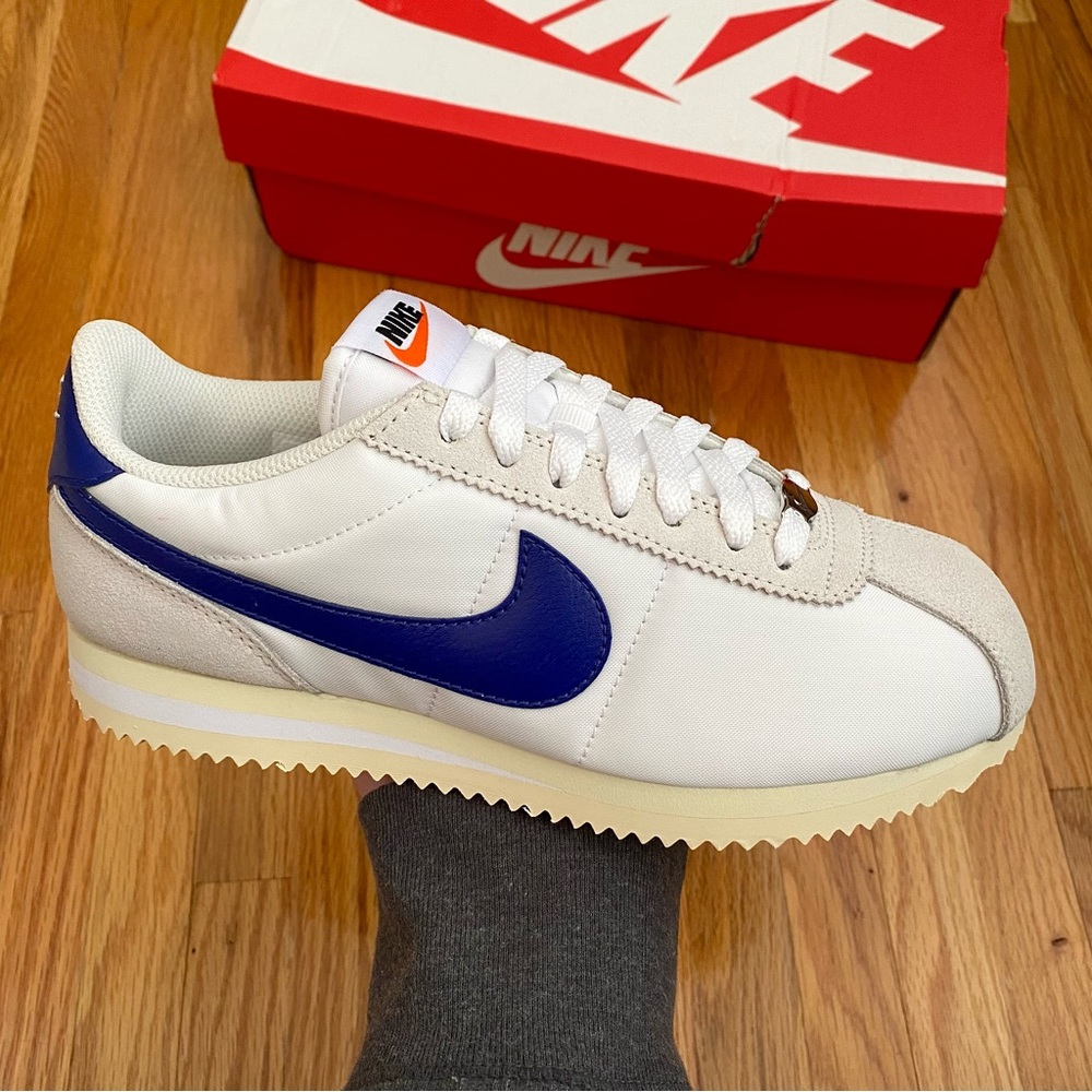 Nike Cortez Women’s Sneakers